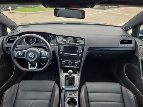 Used 2015 Volkswagen GTI SE FWD image 13