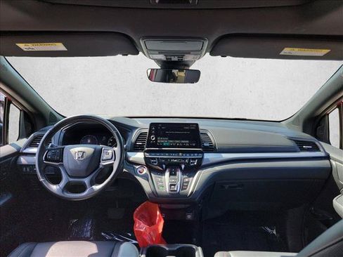 Used 2025 Honda Odyssey Sport-L image 18