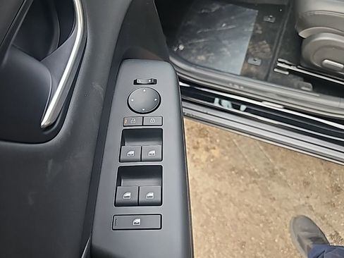 New 2026 Hyundai Kona SEL Premium AWD/4WD image 11