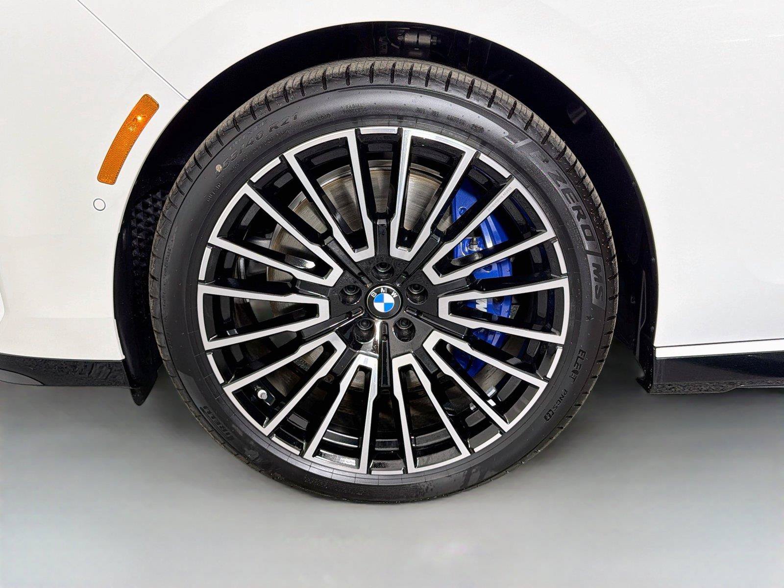 New 2027 BMW 740i xDrive w/ Premier Package AWD/4WD image 30