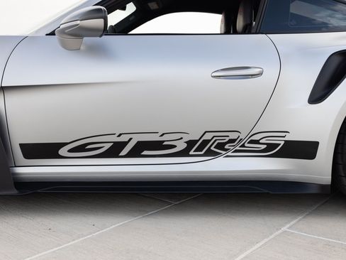 Used 2025 Porsche 911 GT3 RS RWD image 19