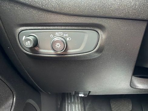 Used 2024 Chevrolet Equinox LT w/ LPO, Floor Liner Package AWD/4WD image 19