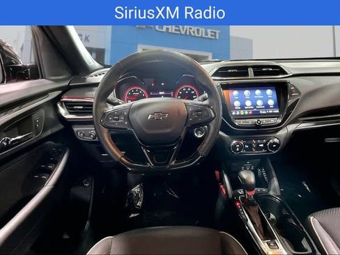 Certified 2023 Chevrolet TrailBlazer RS w/ Sun and Liftgate Package AWD/4WD image 11