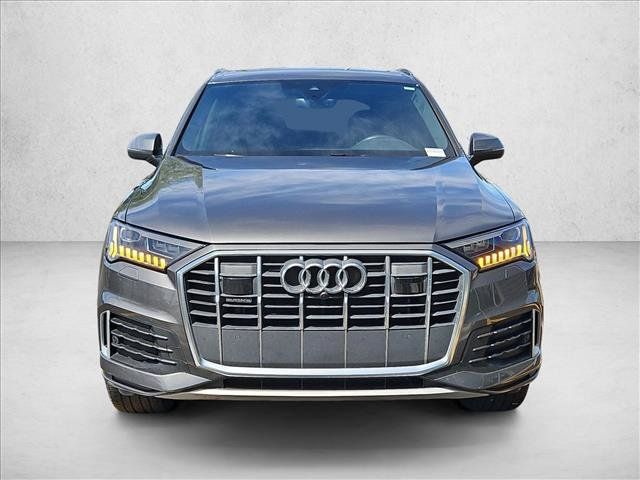 Used 2023 Audi Q7 2.0T Premium Plus w/ Premium Plus Package AWD/4WD image 2