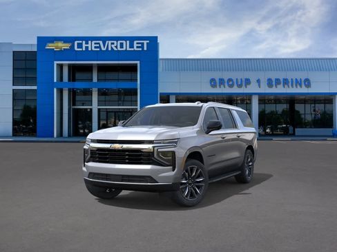 New 2026 Chevrolet Suburban LS w/ LS Custom Edition RWD image 8
