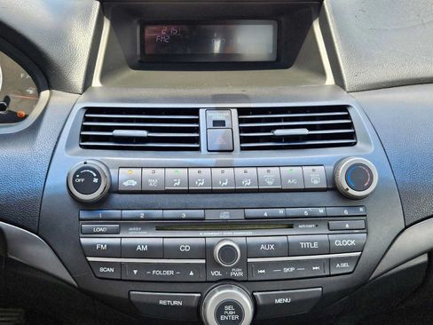 Used 2011 Honda Accord LX-S image 18