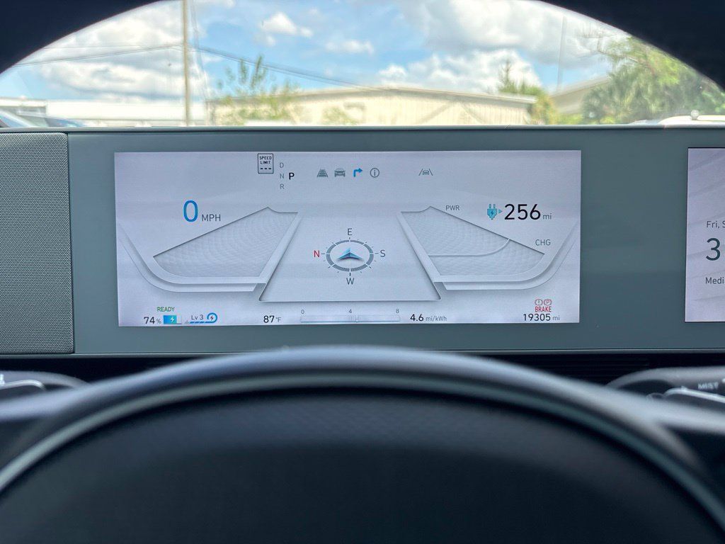 Used 2024 Hyundai Ioniq 5 SEL RWD image 22