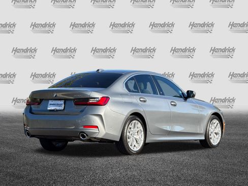 Used 2025 BMW 330i Sedan w/ Premium Package image 5