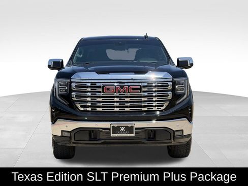 Used 2025 GMC Sierra 1500 SLT AWD/4WD image 3