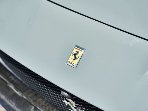Used 2023 Ferrari 812 GTS RWD image 7