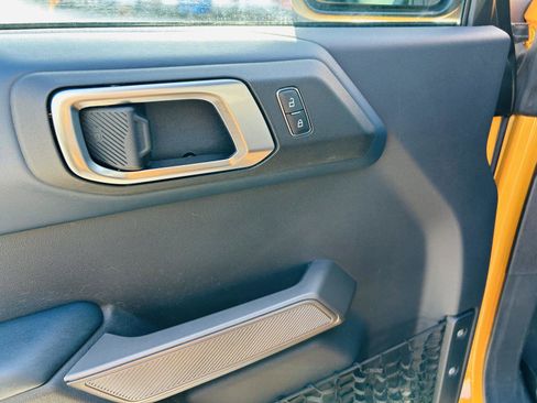 Used 2021 Ford Bronco Outer Banks image 14