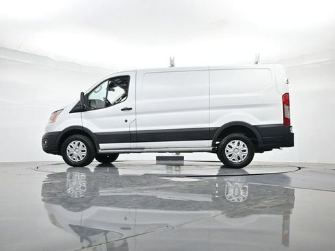 Certified 2022 Ford Transit 250 Low Roof w/ Exterior Upgrade Package RWD image 40