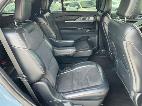 Used 2025 Ford Explorer ST AWD/4WD image 25