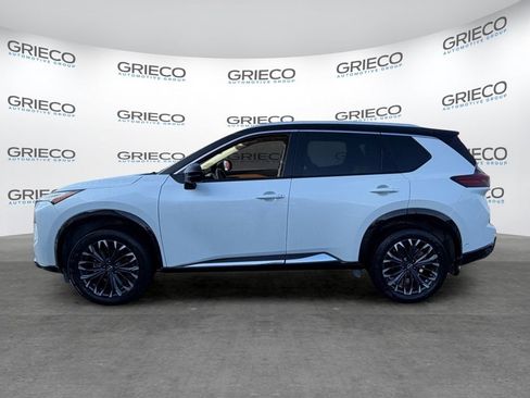 Certified 2024 Nissan Rogue Platinum w/ Platinum Premium Package FWD image 4