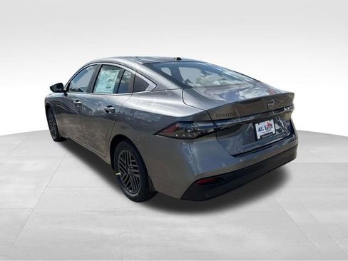 New 2026 Nissan Sentra SV w/ SV Convenience Package FWD image 7