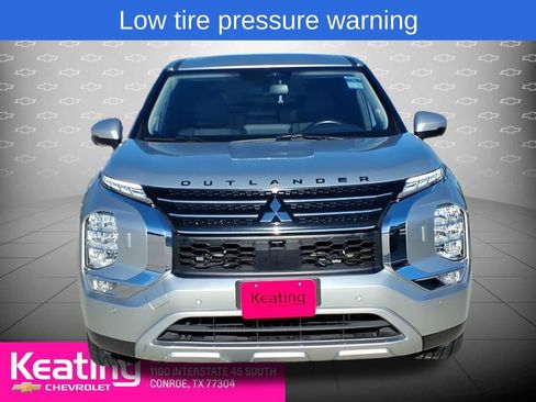 Used 2023 Mitsubishi Outlander 4WD Plug-In Hybrid image 10