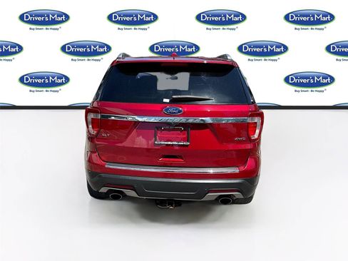 Used 2018 Ford Explorer XLT w/ Equipment Group 202A AWD/4WD image 6