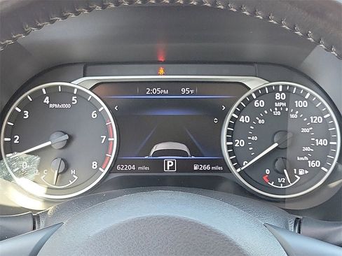 Used 2023 Nissan Sentra SV image 7