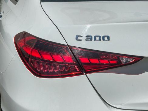 Used 2023 Mercedes-Benz C 300 Sedan image 9