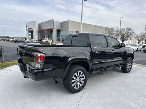 Used 2023 Toyota Tacoma Limited image 10