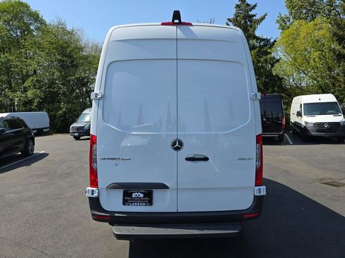 New 2025 Mercedes-Benz Sprinter 2500 image 5
