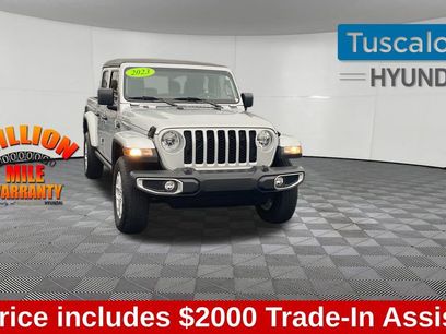 Used 2023 Jeep Gladiator Sport