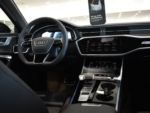 New 2026 Audi RS 6 performance image 19