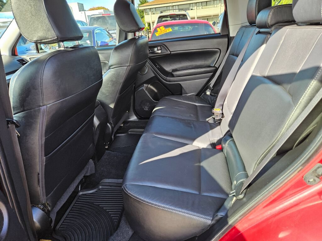 Used 2014 Subaru Forester 2.0XT Touring AWD/4WD image 13