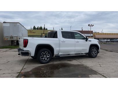 New 2026 GMC Sierra 1500 SLT w/ SLT Premium Package