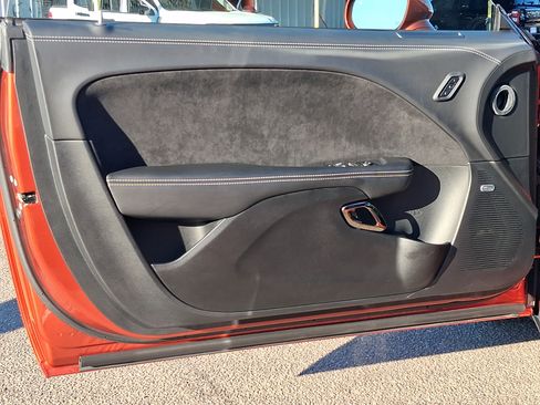 Used 2022 Dodge Challenger SRT Hellcat RWD image 13