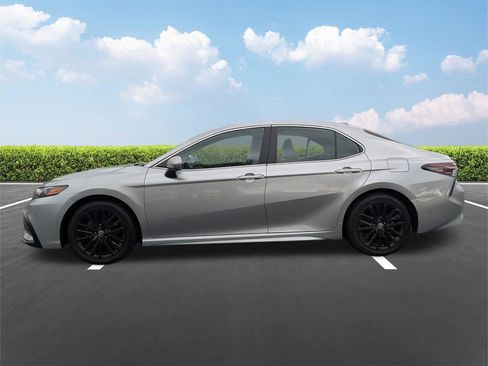 Certified 2024 Toyota Camry SE image 7