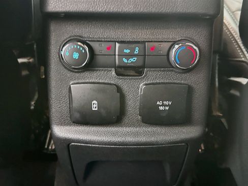 Used 2018 Ford Explorer Limited w/ Equipment Group 301A FWD image 29