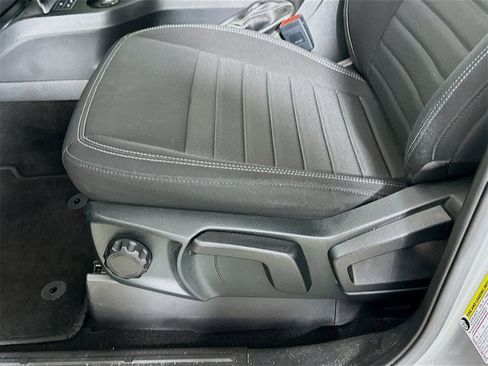 Used 2020 Ford Ranger XLT w/ Equipment Group 301A Mid image 9