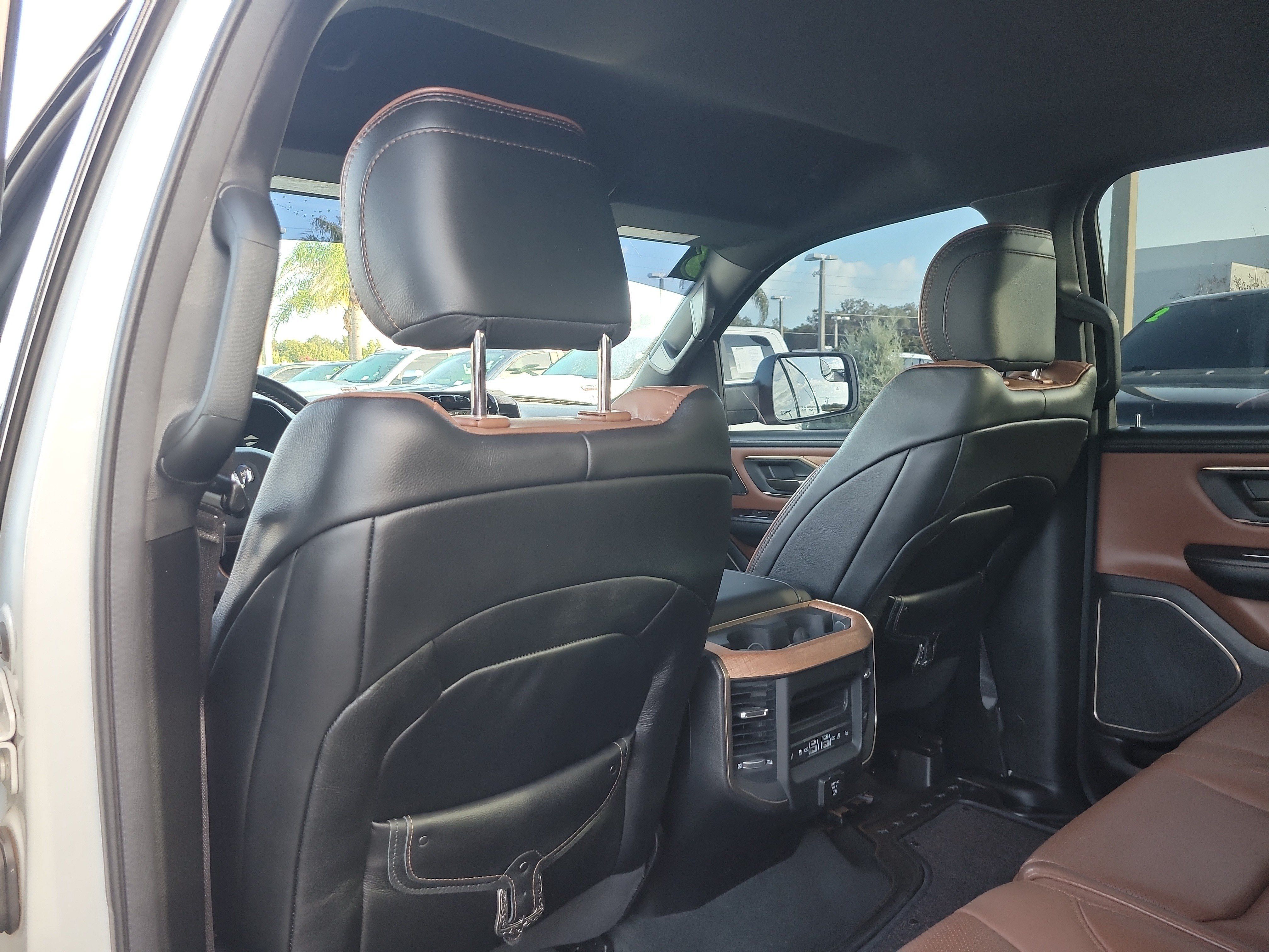 Used 2023 RAM 1500 Limited AWD/4WD image 13