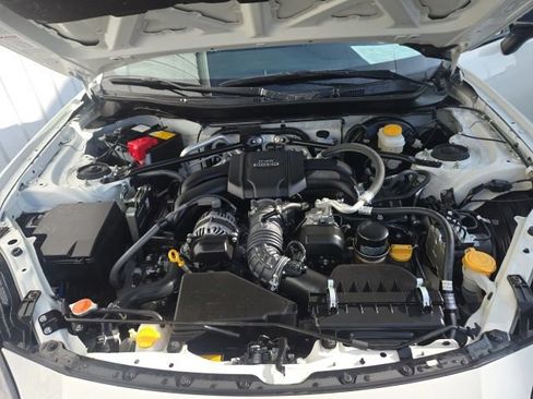 Used 2024 Toyota GR86 Premium RWD image 19