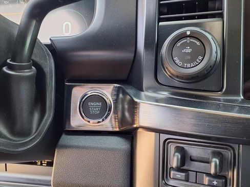 New 2026 Ford F250 Lariat w/ Black Appearance Package image 20