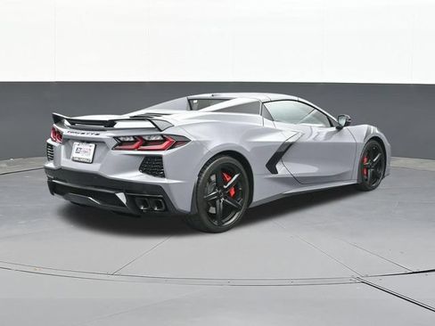 Used 2024 Chevrolet Corvette Stingray Preferred Conv w/ Z51 Performance Package RWD image 14