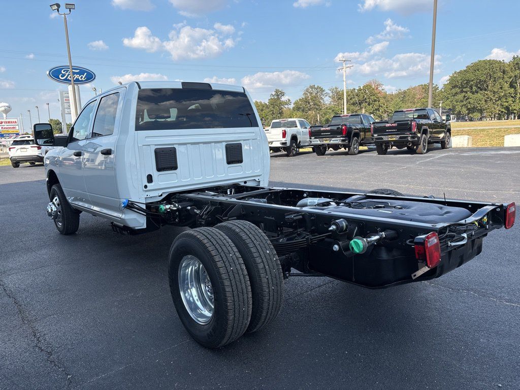 New 2026 RAM 3500 Tradesman w/ Chrome Appearance Group AWD/4WD image 6