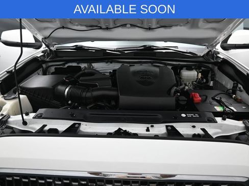 Used 2016 Toyota Tacoma TRD Off-Road w/ Premium & Technology Package AWD/4WD image 34