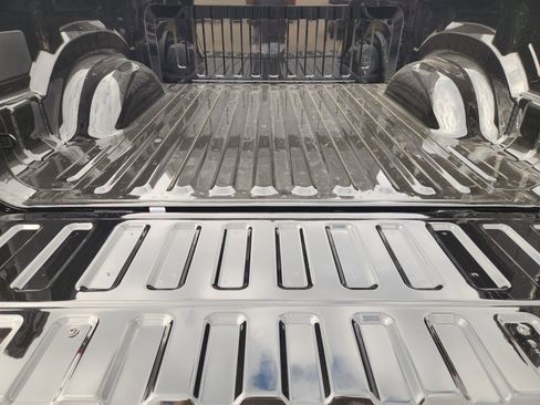 New 2026 RAM 1500 Laramie w/ Night Edition image 26