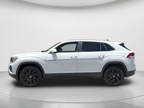 New 2026 Volkswagen Atlas Cross Sport SE FWD image 8