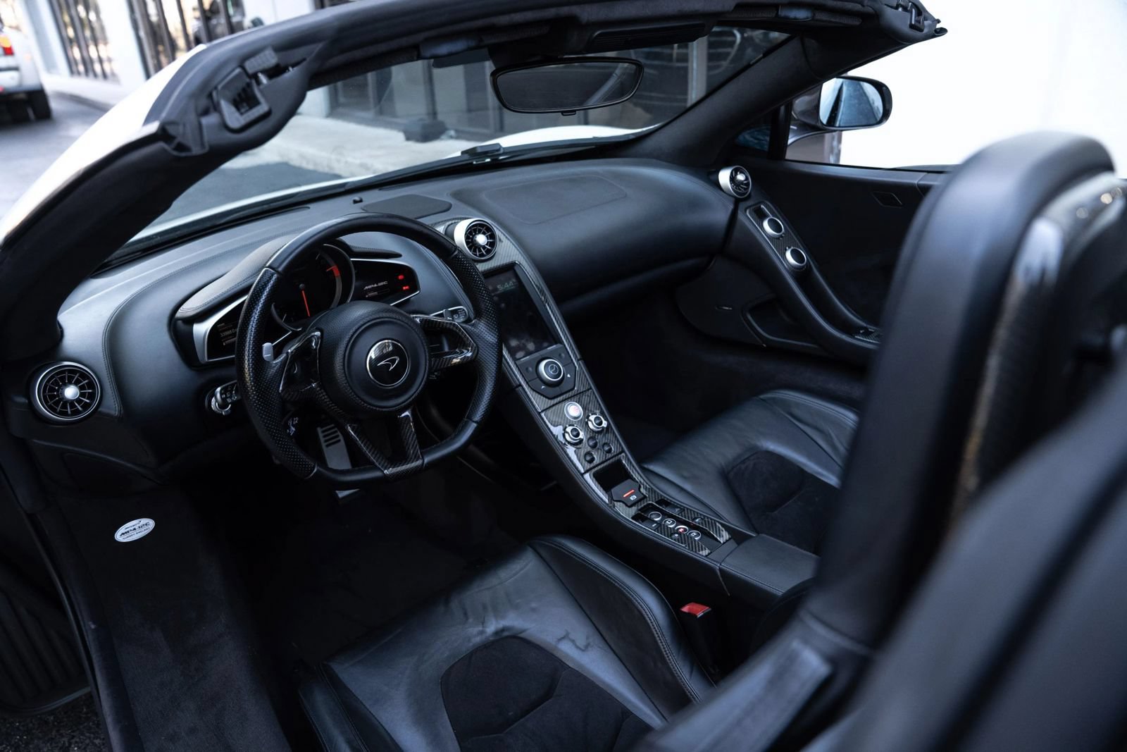 Used 2013 McLaren MP4-12C Spider RWD image 34