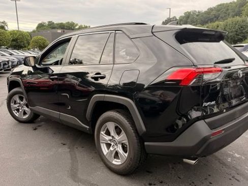 Used 2025 Toyota RAV4 XLE w/ Convenience Package AWD/4WD image 8
