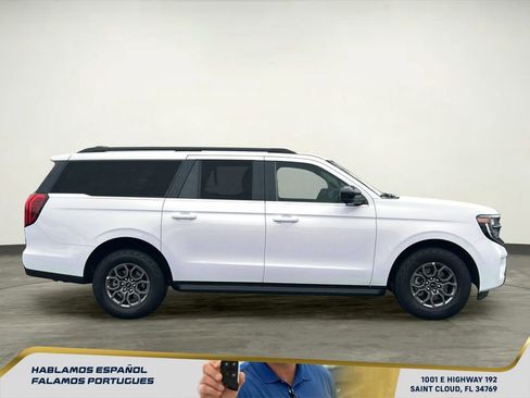 Used 2025 Ford Expedition Max Active AWD/4WD image 7