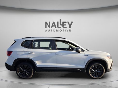 Used 2023 Volkswagen Taos S image 7