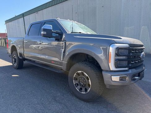 Used 2023 Ford F350 Platinum w/ Tremor Off-Road Package AWD/4WD image 4