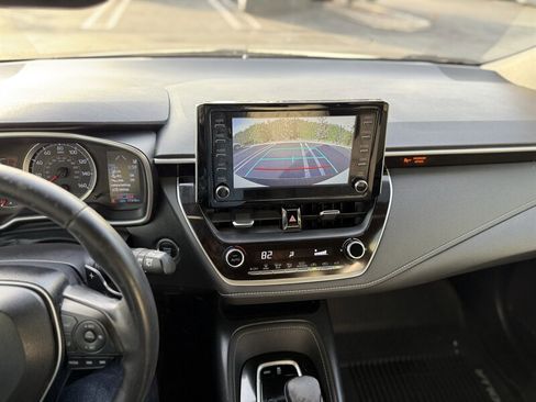 Used 2019 Toyota Corolla SE image 19