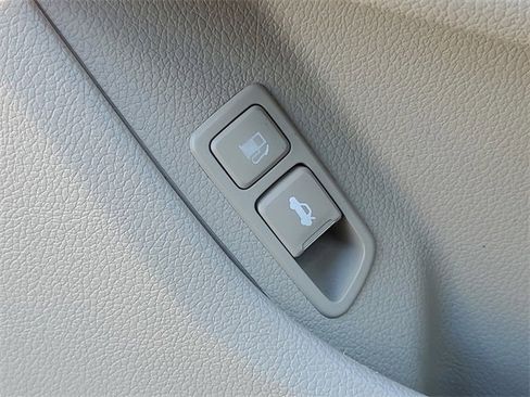 Used 2013 Kia Optima LX image 11