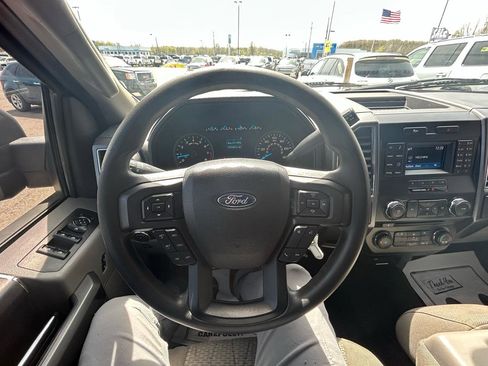 Used 2017 Ford F150 XLT AWD/4WD image 26