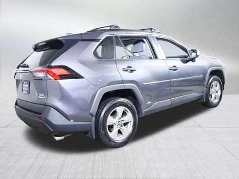 Used 2024 Toyota RAV4 XLE w/ Convenience Package AWD/4WD image 7